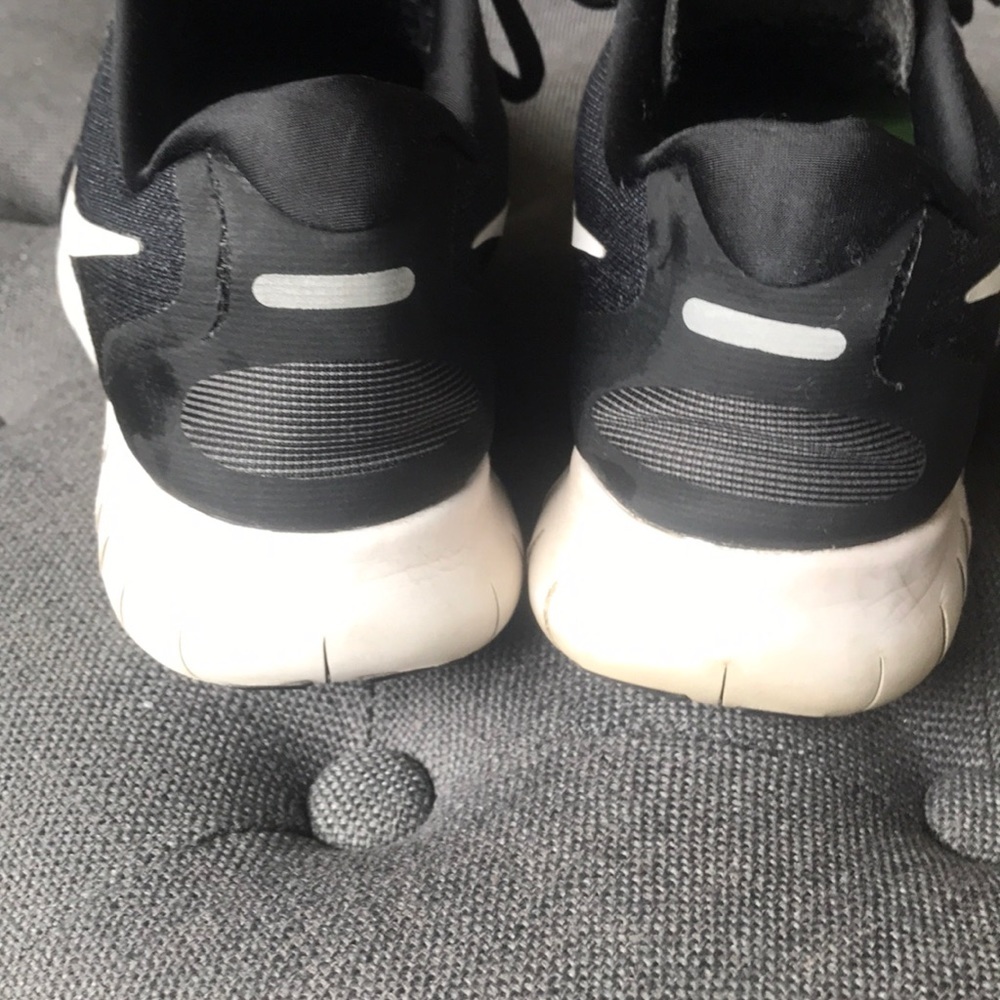 Nike Free RN Sneakers, well-loved - Picture 4 of 5